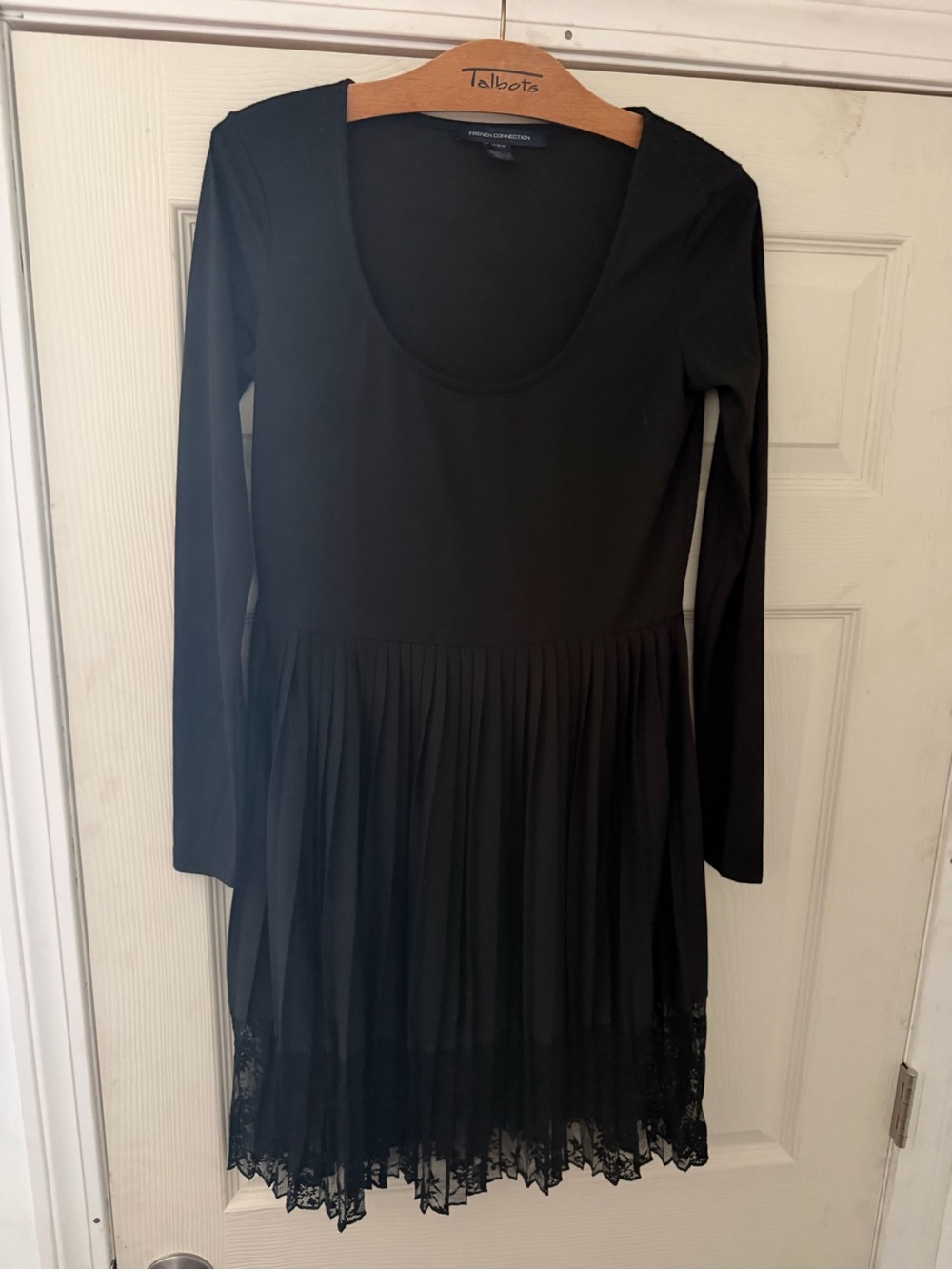 French Connection Black Long-Sleeve Scoop-Neck Pleated Dress with Lace Hem